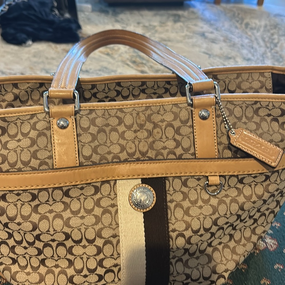 Coach signature Voyager tote 15 x 12 material and rawhide traditional coach - Picture 8 of 16